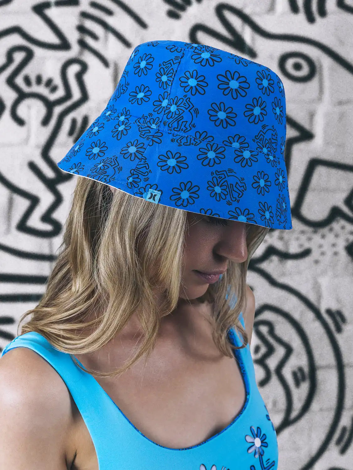 Hurley x Keith Haring Dancing Daisies Reversible Bucket Hat